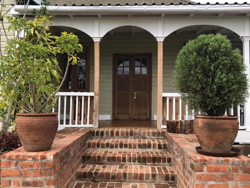 ナニュキ The 100 Year Old Houseヴィラ エクステリア 写真